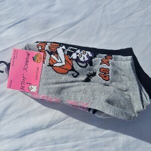 Betsey Johnson Gray and Orange Cat Socks 6pk